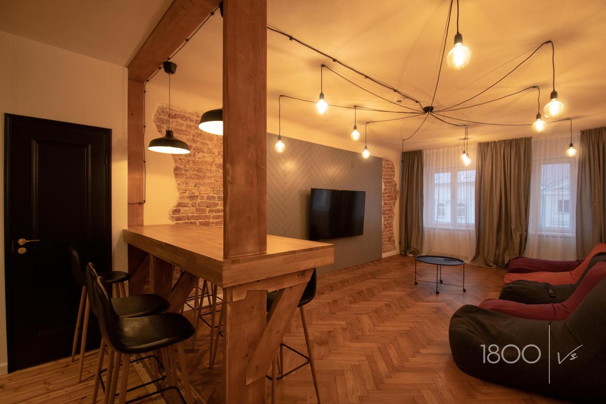 1800 By Vince Stay - Private Rooms In Town Hall Square タルトゥ エクステリア 写真
