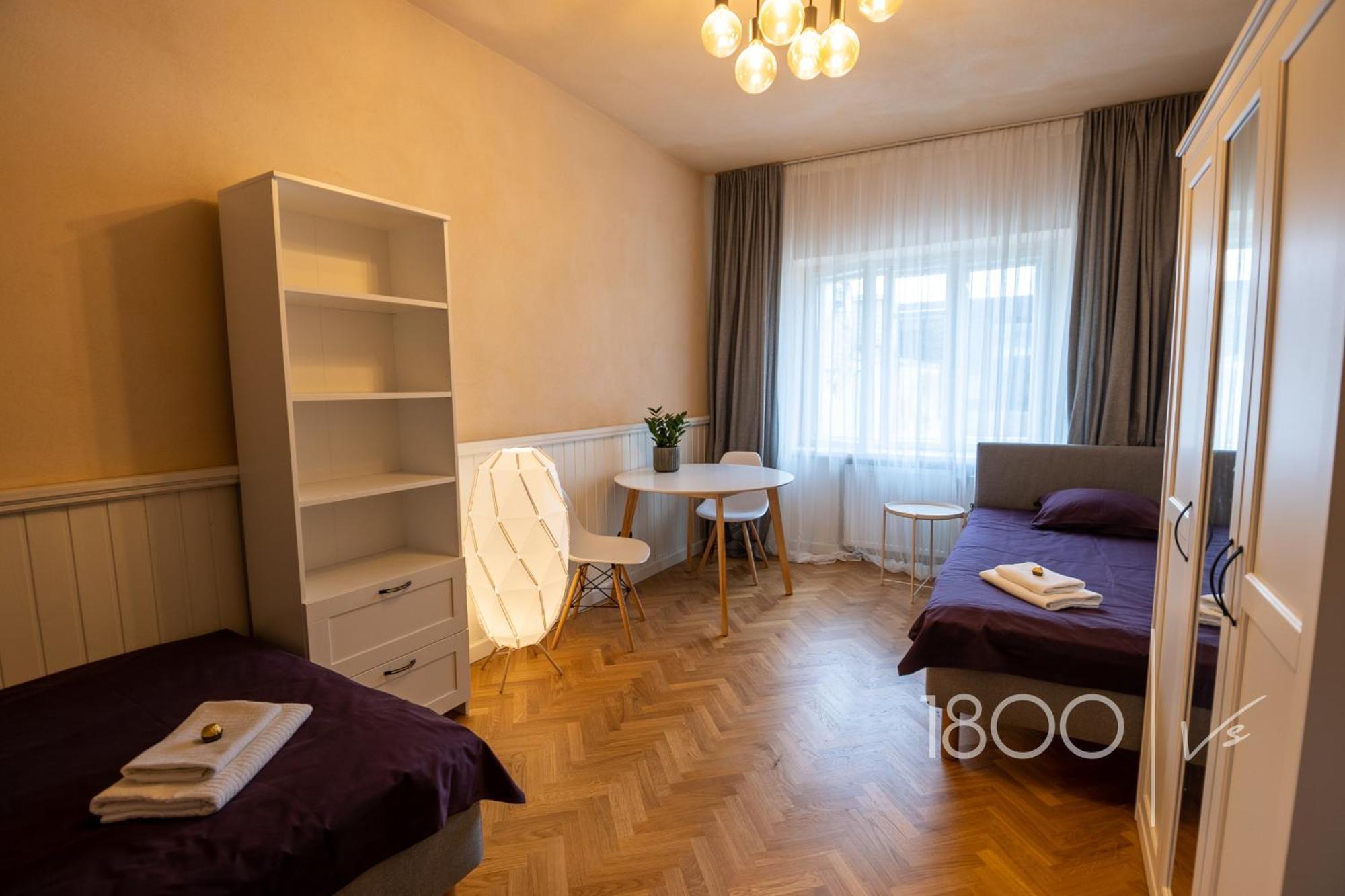 1800 By Vince Stay - Private Rooms In Town Hall Square タルトゥ エクステリア 写真