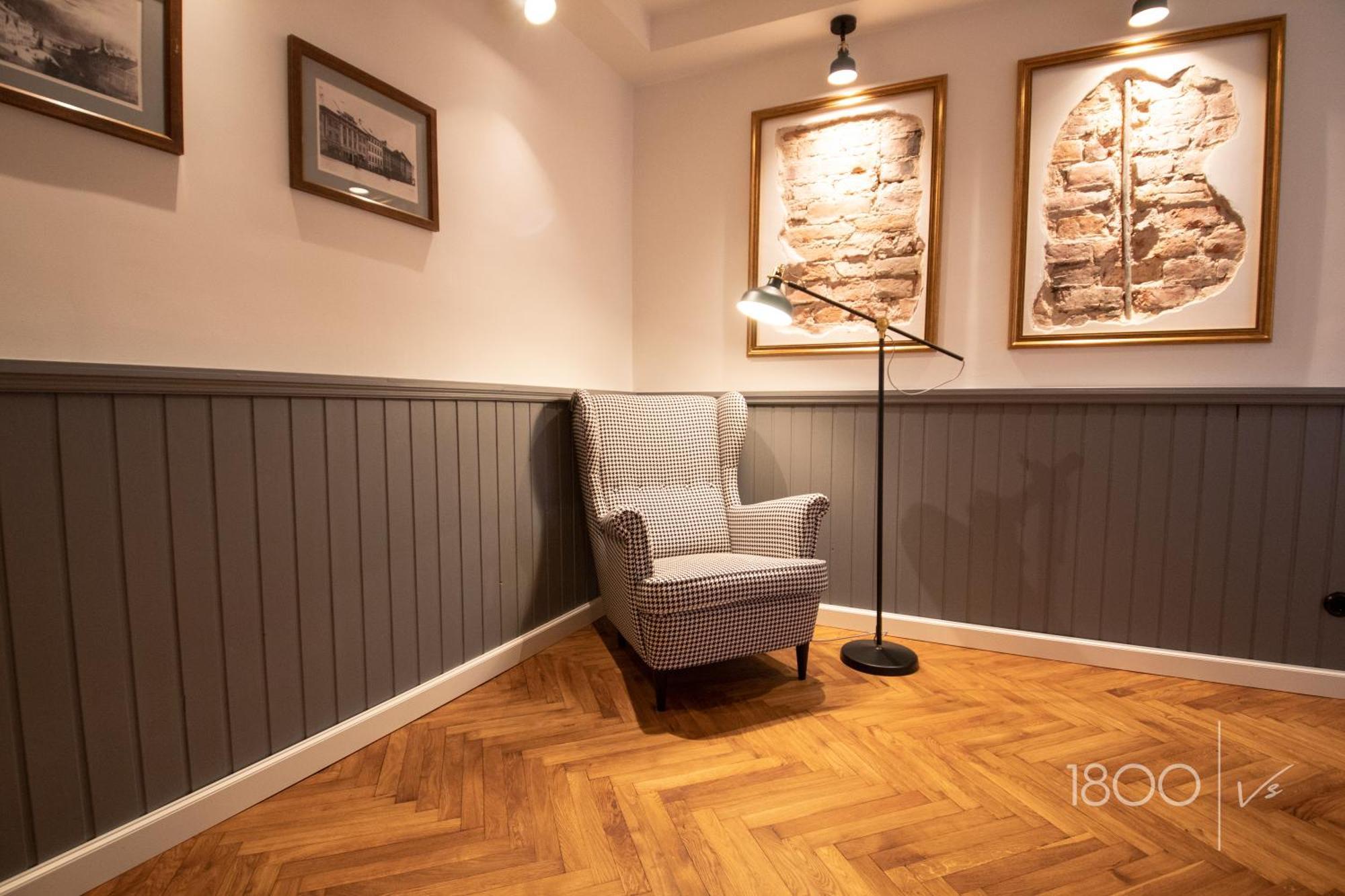 1800 By Vince Stay - Private Rooms In Town Hall Square タルトゥ エクステリア 写真